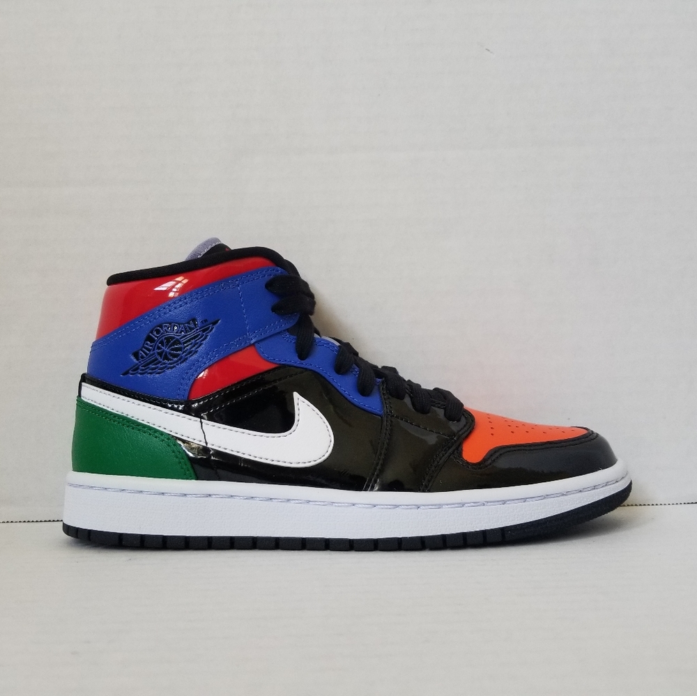 Nike Air Jordan 1 Mid SE Patent Womens Size 7